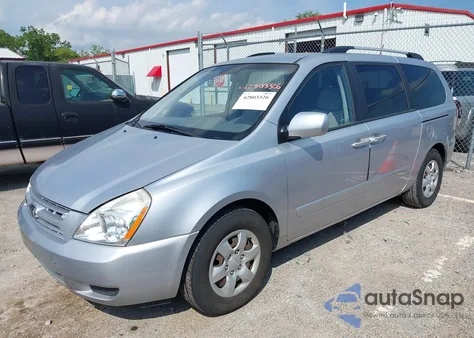 2010 Kia Sedona Lx z USA, uszkodzony, nr VIN KNDMG4C37A6325978